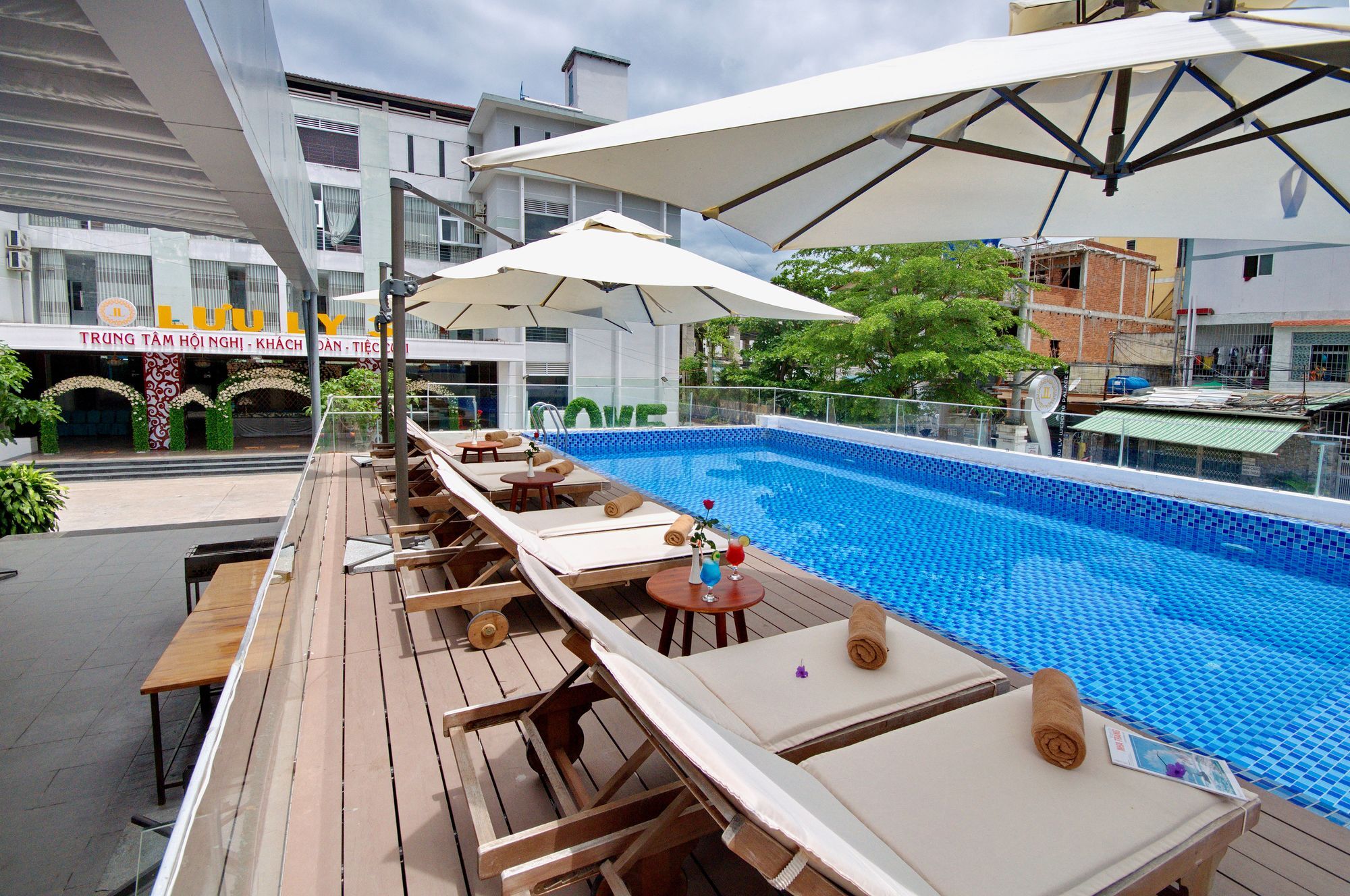 Aries Hotel Nha Trang Esterno foto